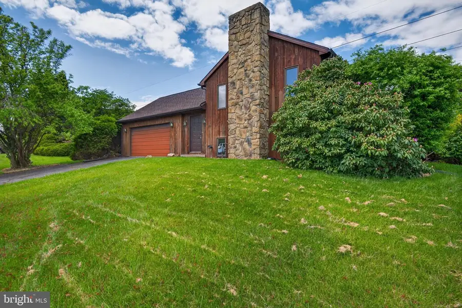 342 Larkin Dr, Red Lion, PA 17356 - #2