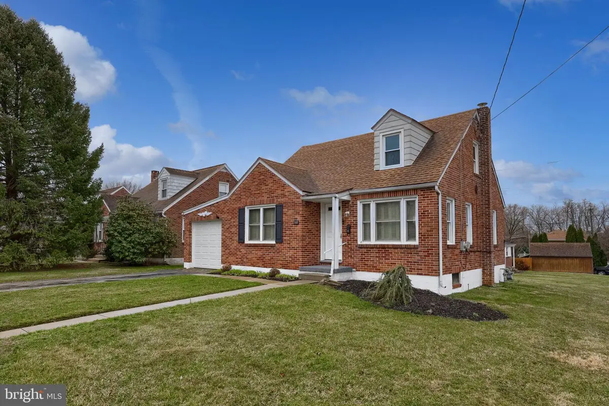 168 N Oxford St, York, PA 17402 - #1