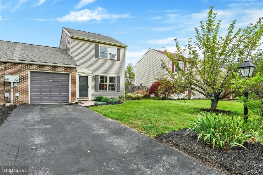 3419 Glen Hollow Dr, Dover, PA 17315 - #3