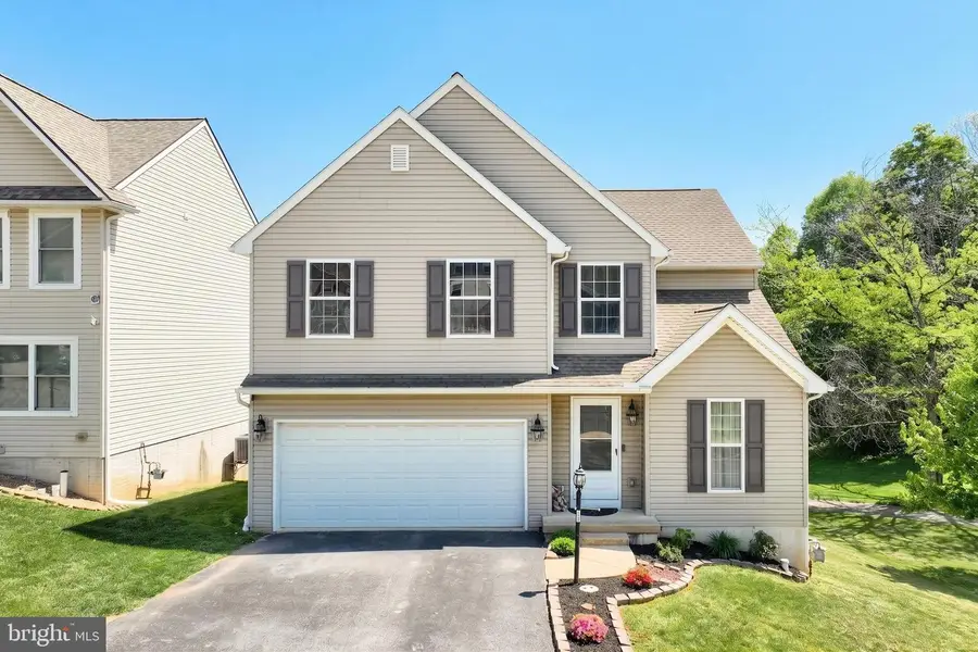 14 Barberry Ct, Manchester, PA 17345 - #2