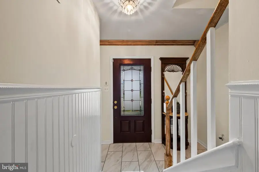 3121 Pineview Dr, Dover, PA 17315 - #3
