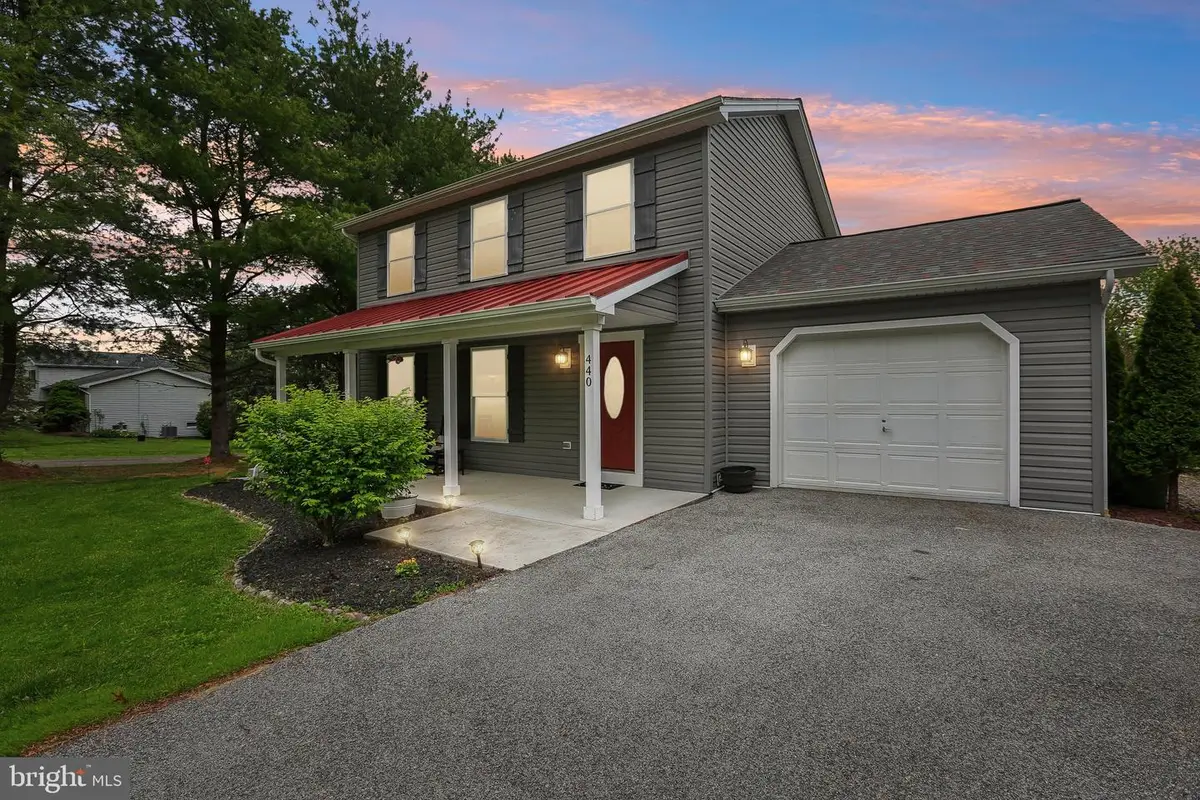 440 Valley View Dr, Hanover, PA 17331 - #1