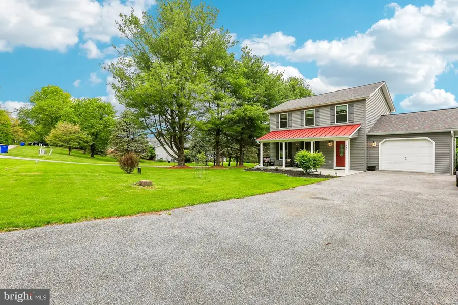 440 Valley View Dr, Hanover, PA 17331 - #3