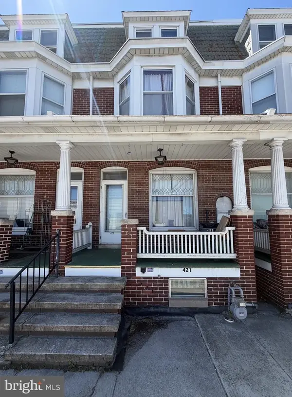 421 York St, HANOVER, PA 17331