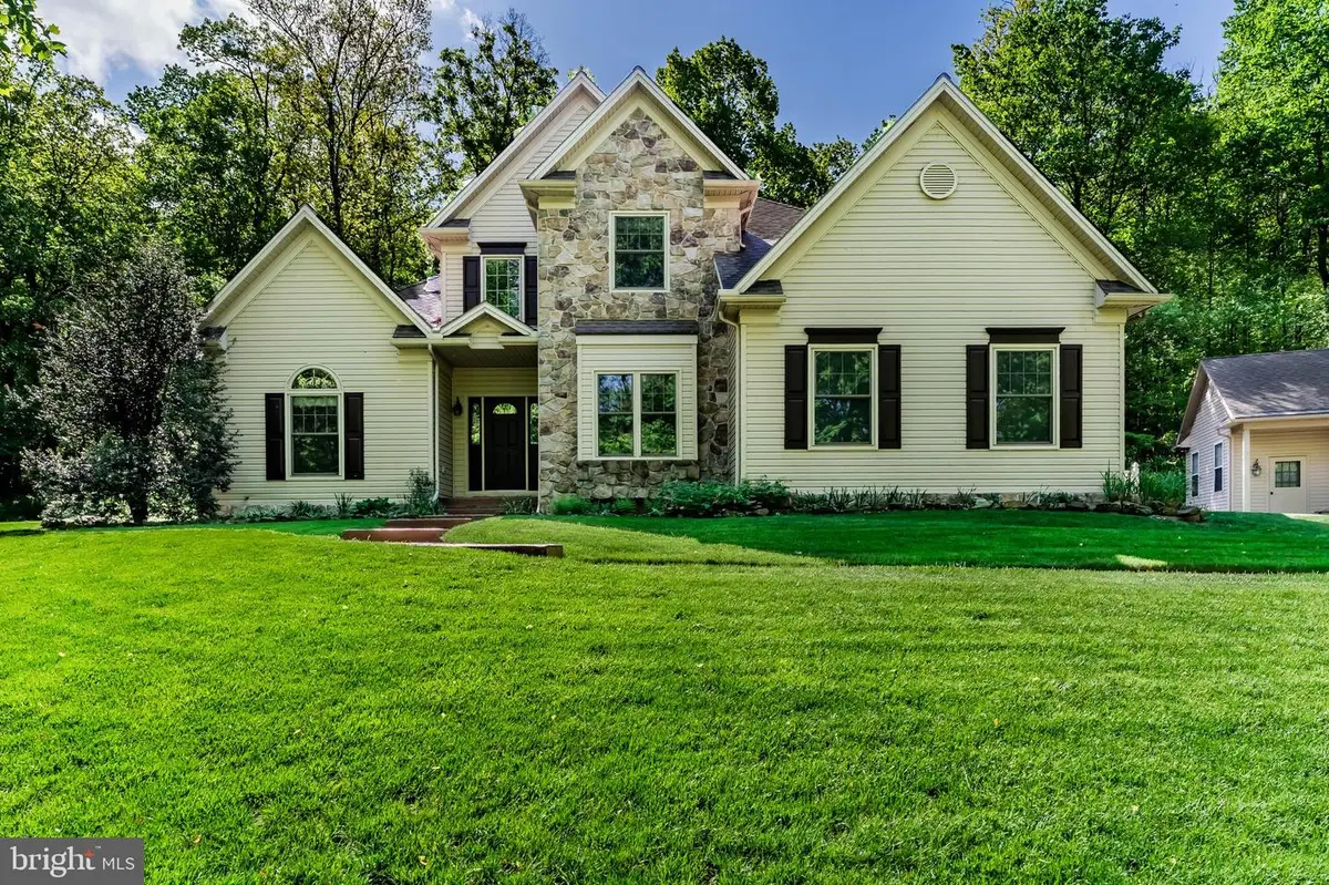 5995 Bull Rd, Dover, PA 17315 - #1