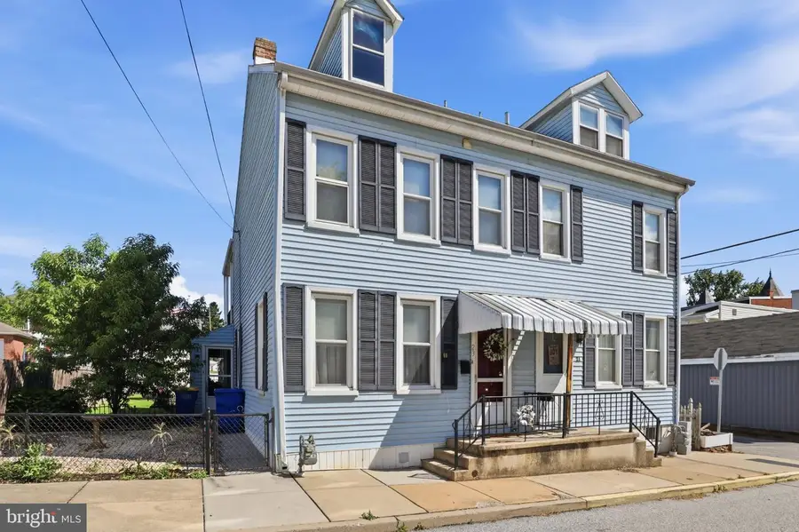 23 W 8th Ave, York, PA 17404 - #3