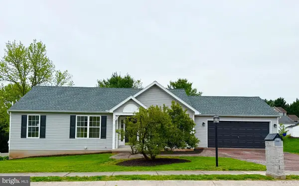 2720 Brookmar Dr, YORK, PA 17408