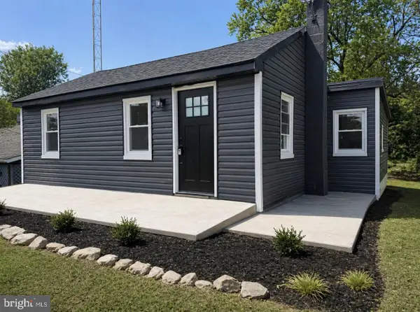 1457 Salem Rd, YORK, PA 17404