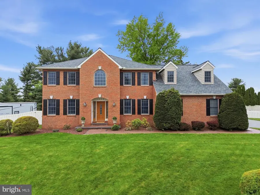 1335 Murifield Dr, York, PA 17404 - #2