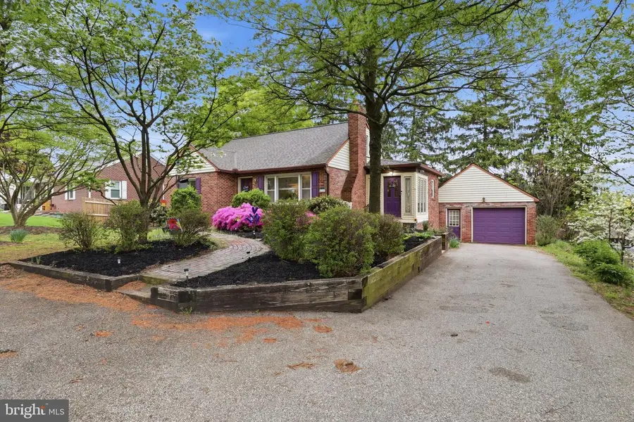 615 E Broadway, Red Lion, PA 17356 - #2
