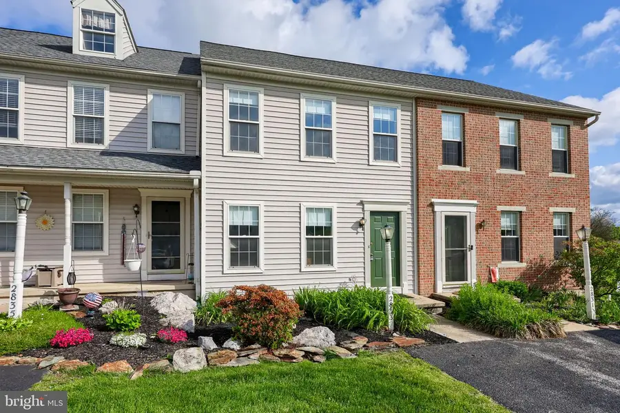 2833 Woodmont Dr, York, PA 17404 - #2