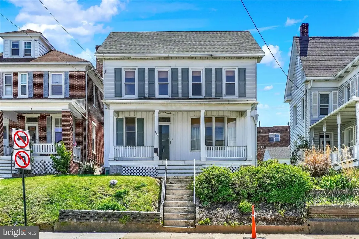 542 W Broadway, Red Lion, PA 17356 - #1