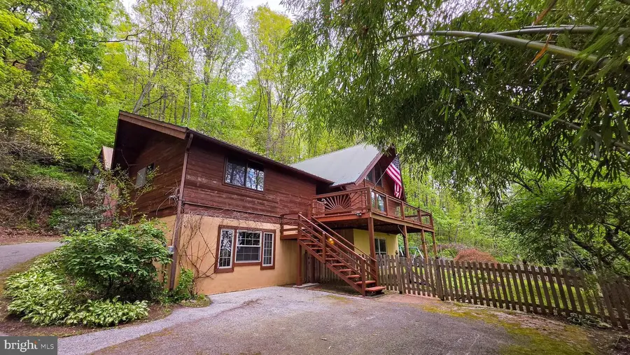 3548 Ridge Rd, Glen Rock, PA 17327 - #2