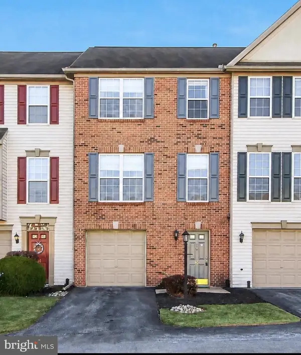 122 Chandler Dr #122, RED LION, PA 17356