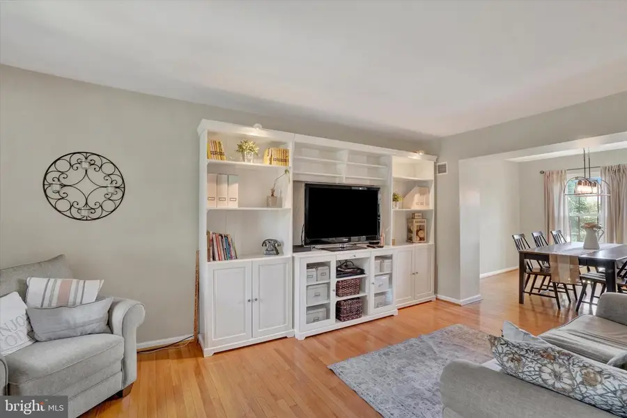 136 Crown Pointe Dr, York, PA 17402 - #3