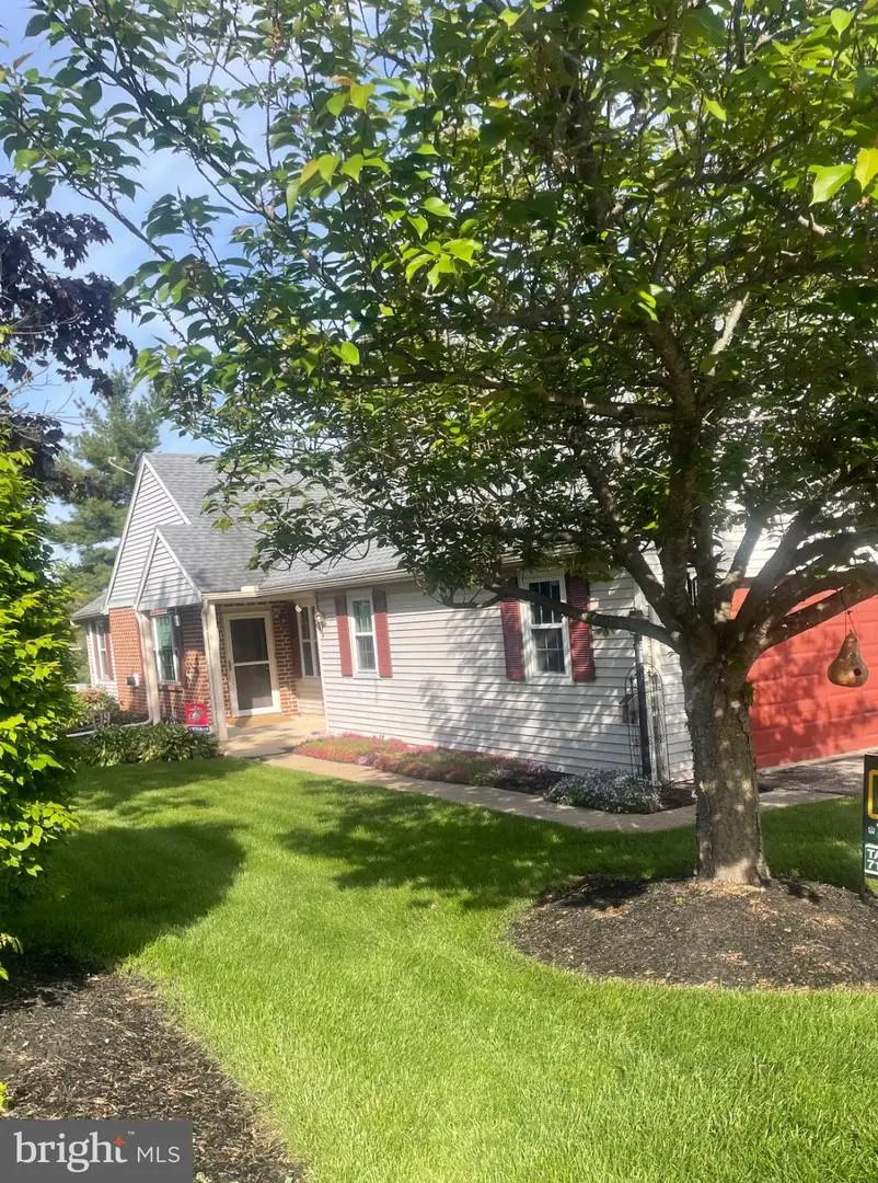 3276 Falcon Ln, Dover, PA 17315 - #1