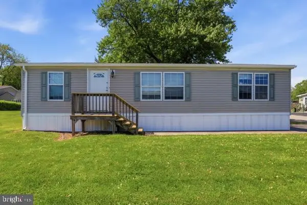 4550 Bull Rd #77, DOVER, PA 17315