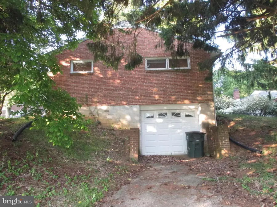 1748 San Gabriel Dr, York, PA 17406 - #3