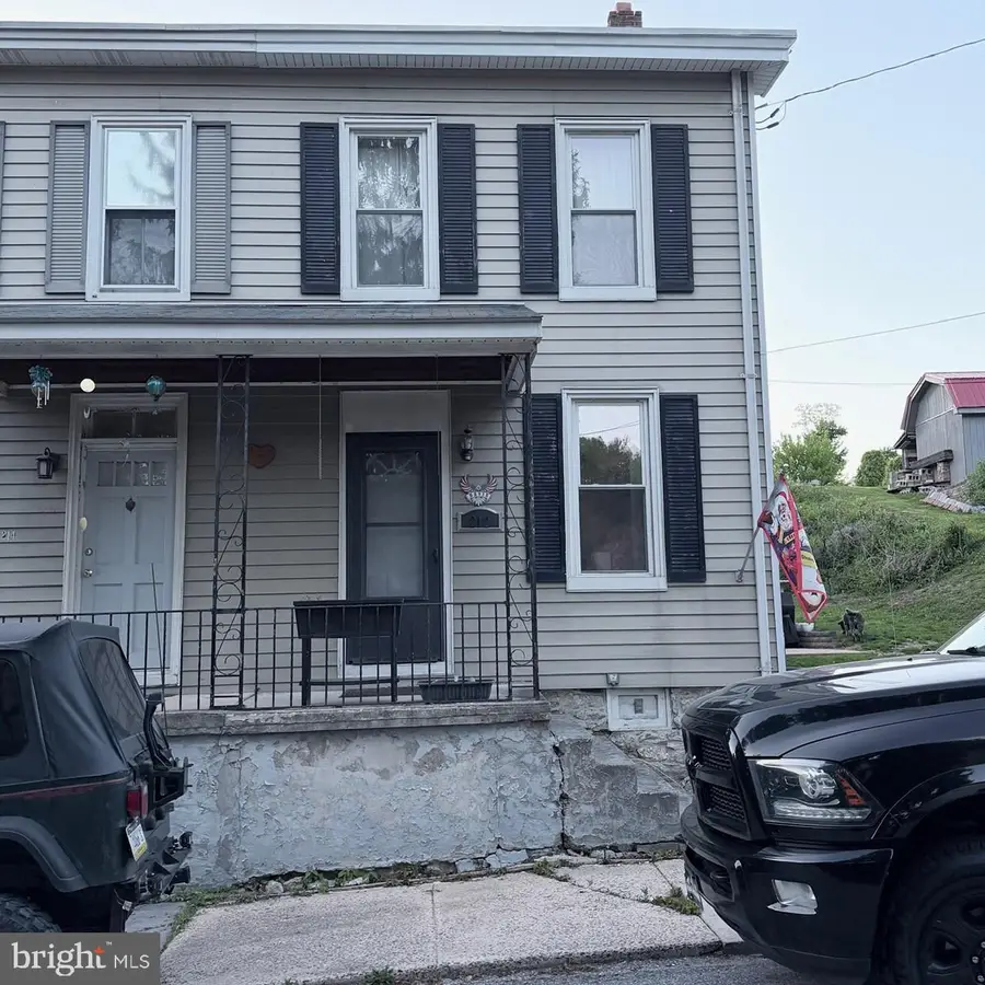 212 Willow St, Wrightsville, PA 17368 - #2
