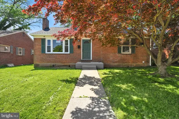 308 E Springettsbury, YORK, PA 17403