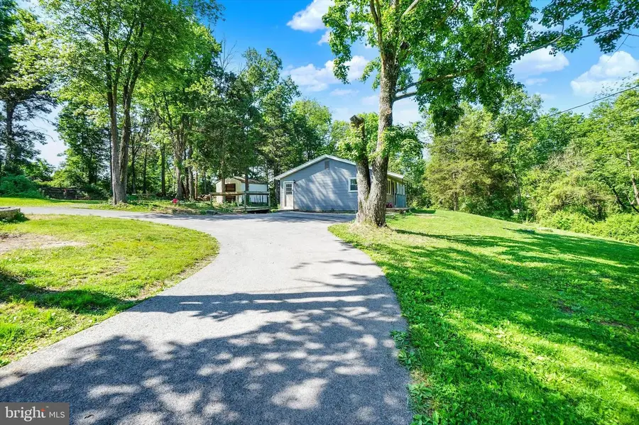 5801 N Salem Church Rd, Dover, PA 17315 - #3