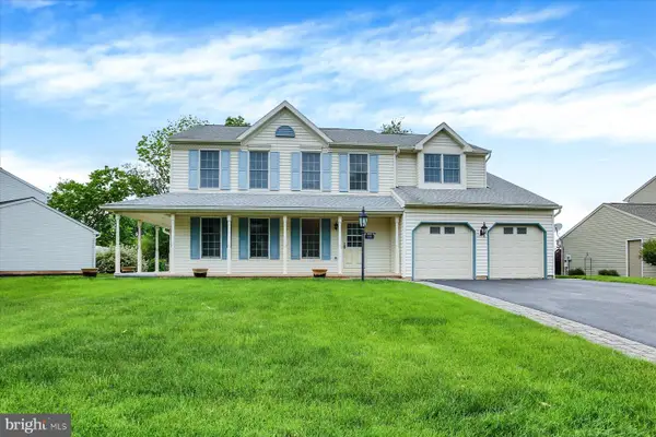170 Winding Hill Dr, ETTERS, PA 17319