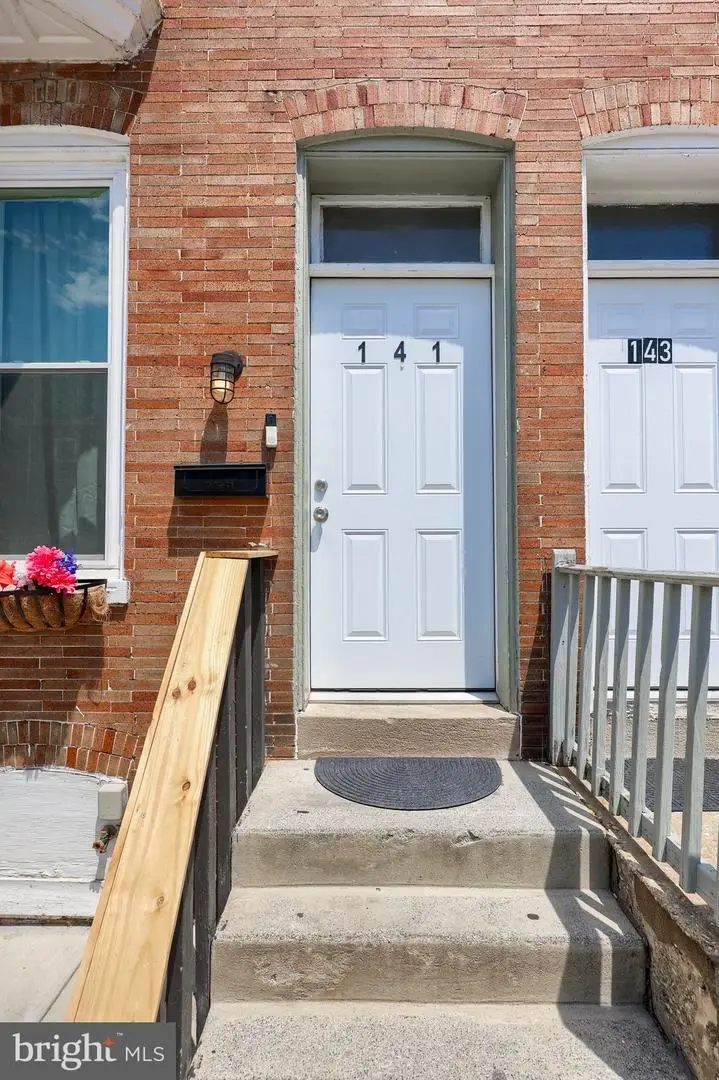 141 S West St, York, PA 17401 - #3