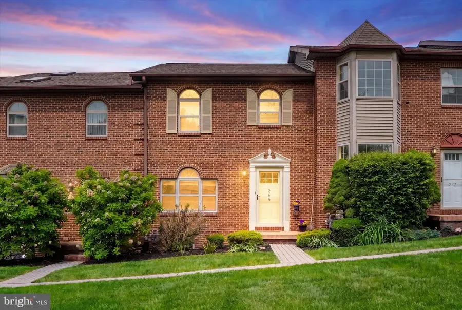 269 W Chestnut St #3, Dallastown, PA 17313 - #2