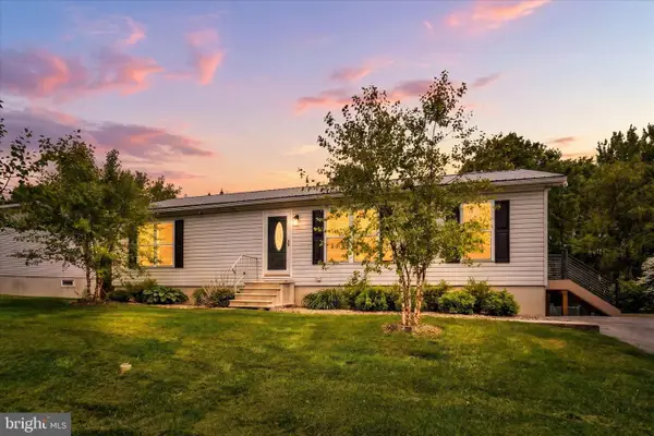 60 Hickory Dr, MANCHESTER, PA 17345