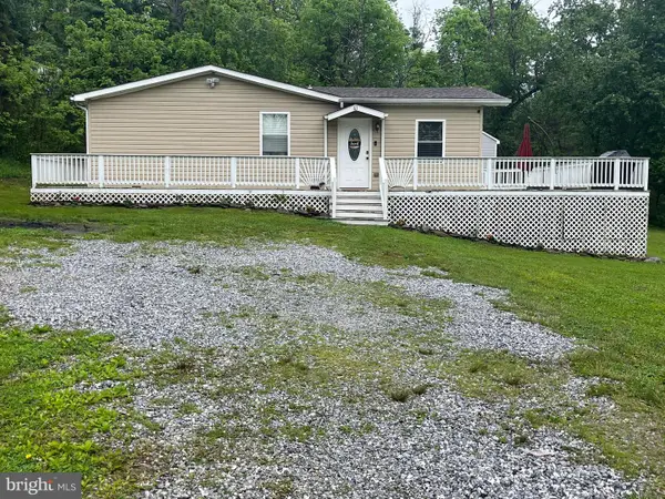 61 Argyle Ave, GLEN ROCK, PA 17327