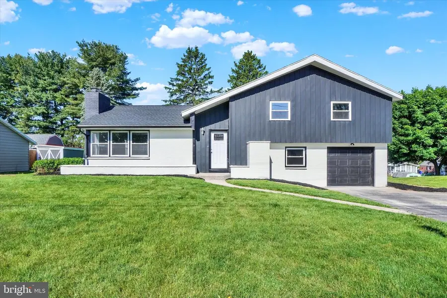 2330 Birch Rd, York, PA 17408 - #3