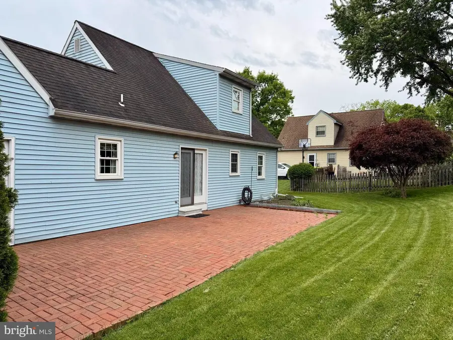 3819 Kings Arms Ln, York, PA 17402 - #3