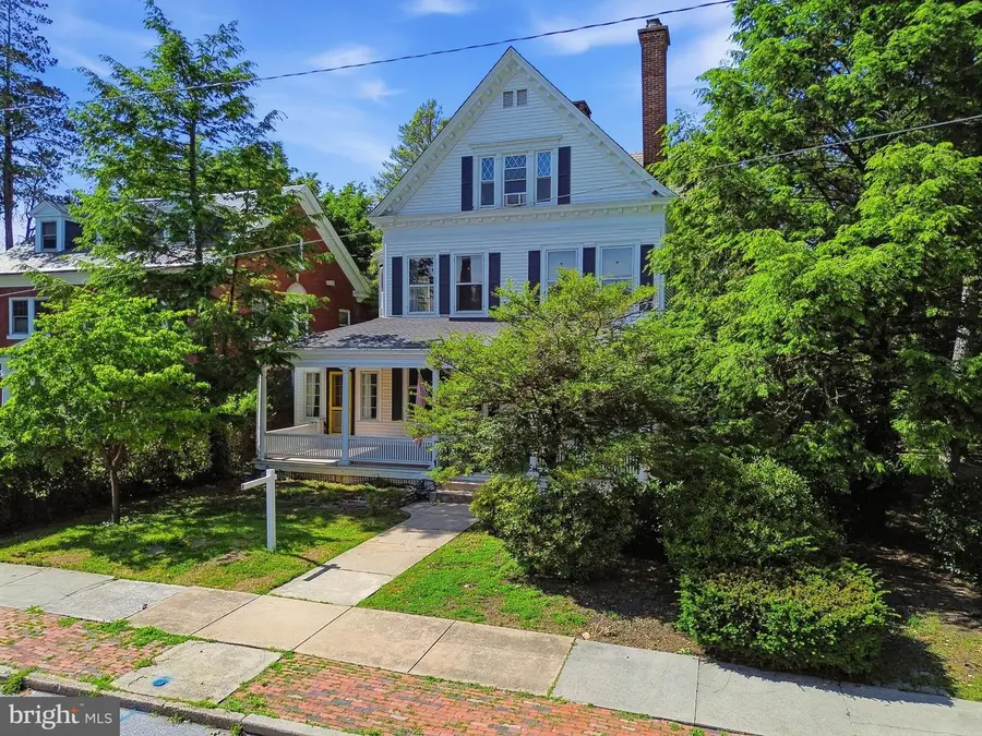 121 W Springettsbury Ave, York, PA 17403 - #3