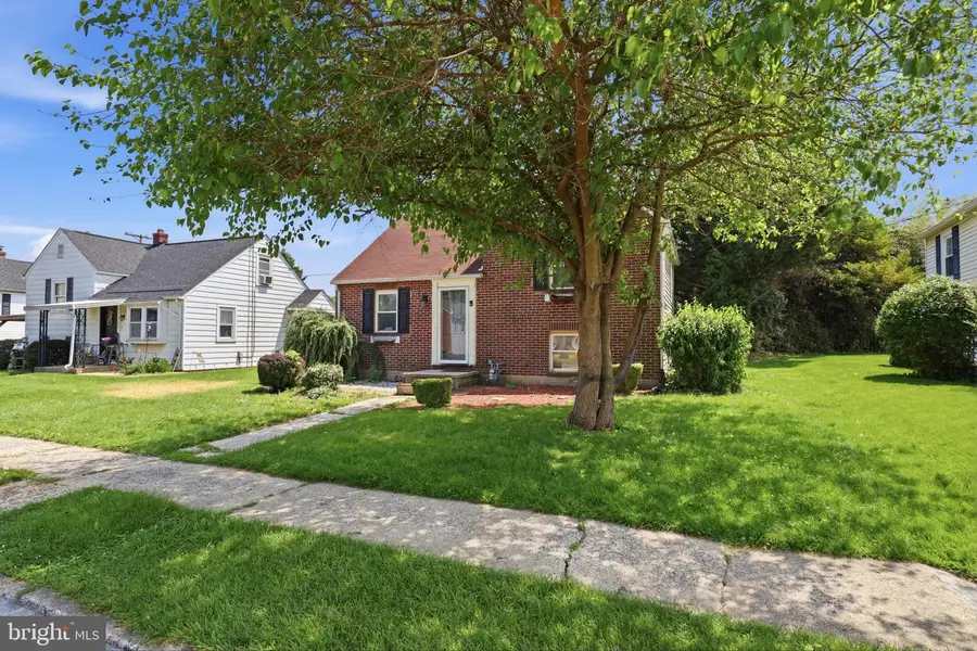 746 Priority Rd, York, PA 17404 - #3