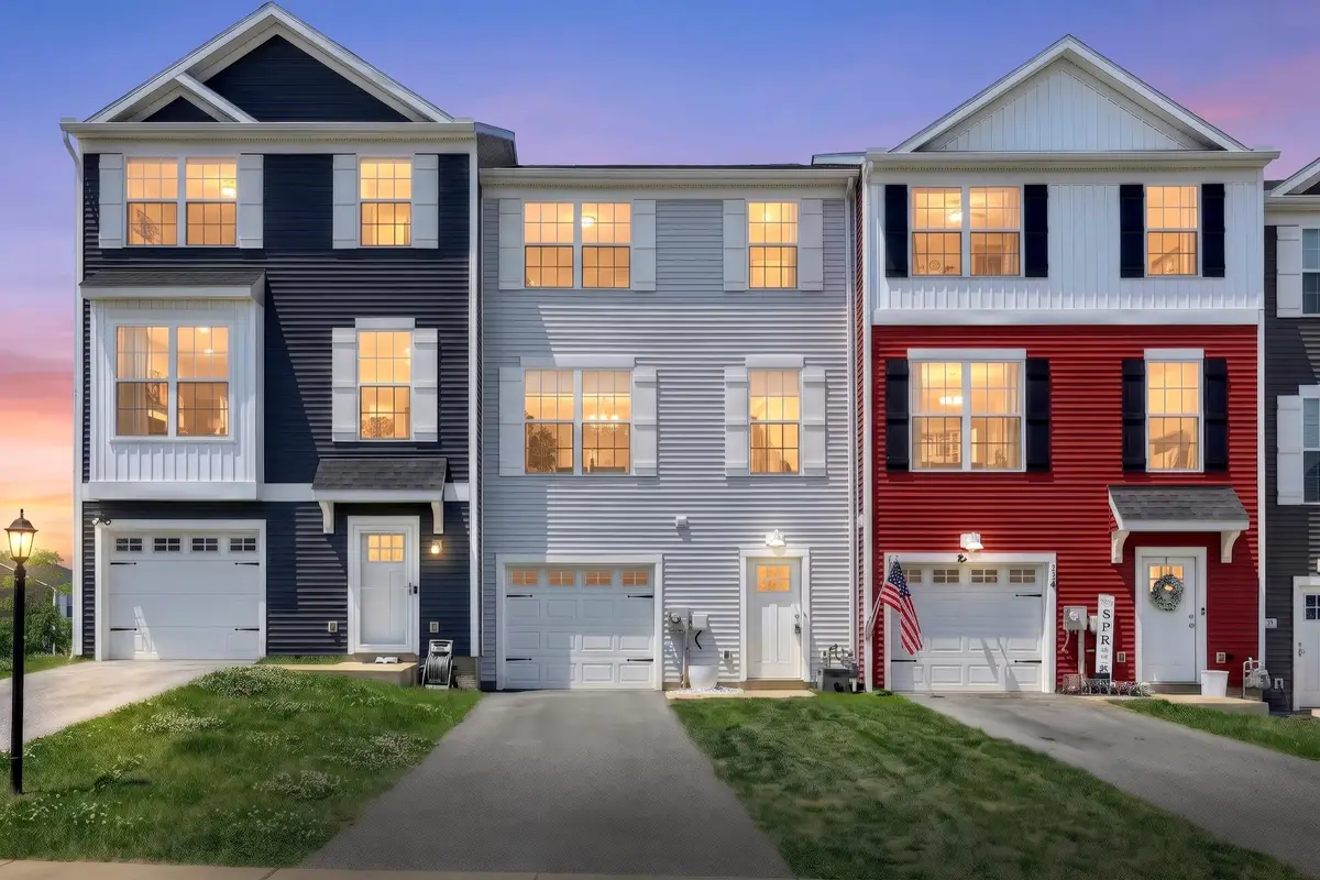 26 Pacer Dr, Hanover, PA 17331 - #1