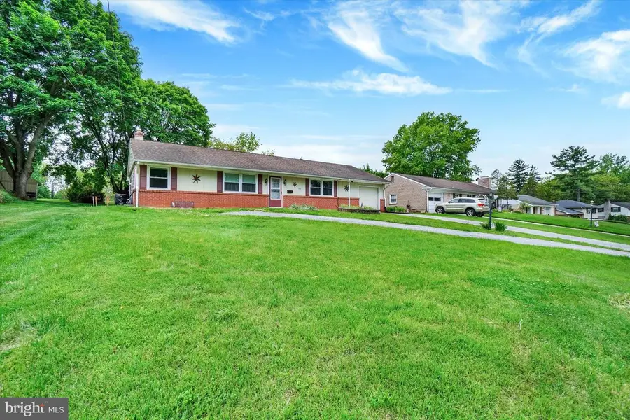 2050 Herman Dr, York, PA 17408 - #3