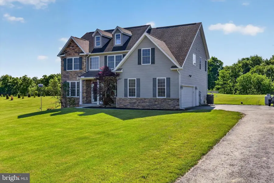 445 Capitol Hill Rd, Dillsburg, PA 17019 - #3