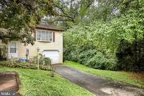 350 Juniper Dr, ETTERS, PA 17319