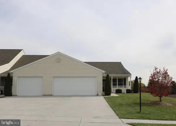 1371 Chami Dr #166, SPRING GROVE, PA 17362
