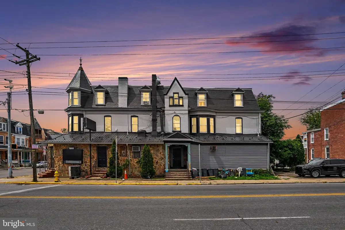 1001 W Princess St, York, PA 17403 - #1