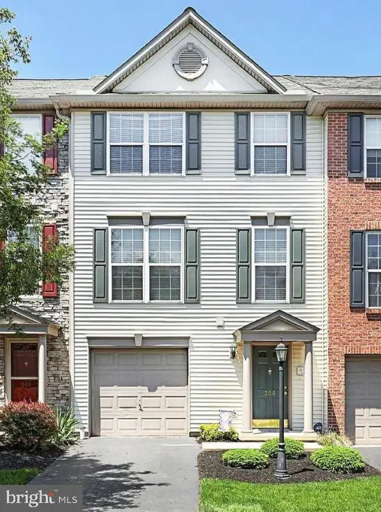 306 Harvest Field Ln #38j, YORK, PA 17403