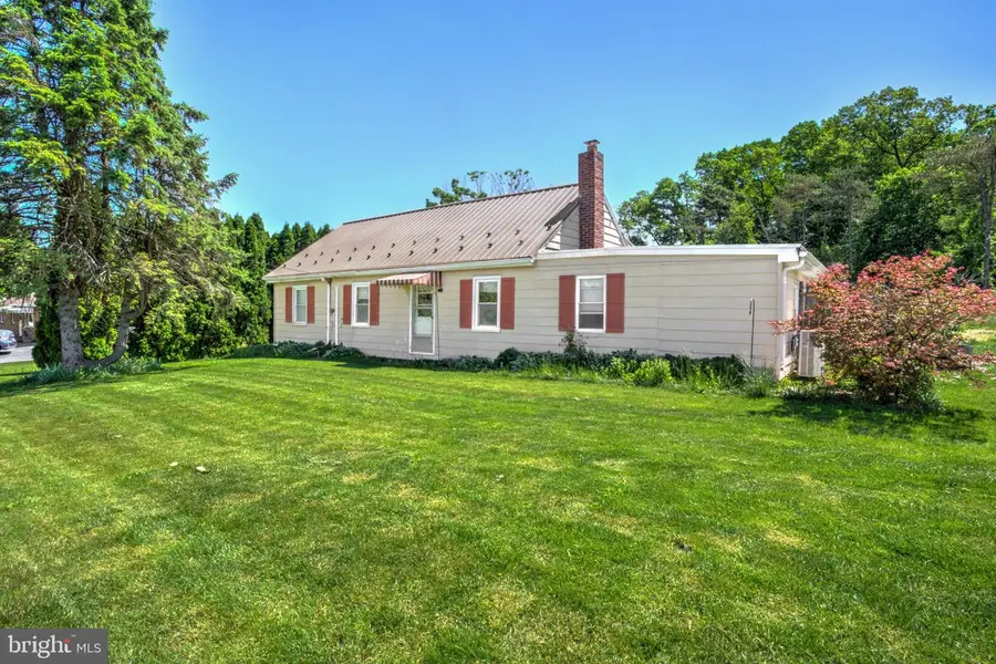 3472 Messersmith Rd, York, PA 17408 - #3