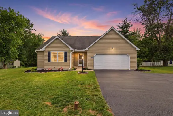 100 Cedar Dr, DOVER, PA 17315