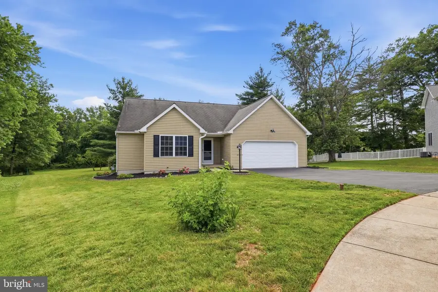 100 Cedar Dr, Dover, PA 17315 - #2