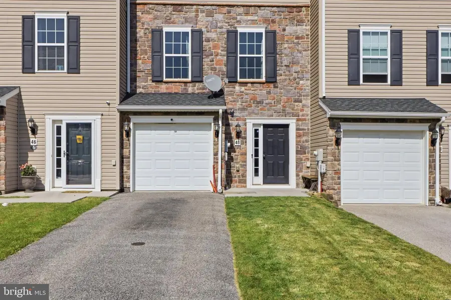 48 Holstein Dr, Hanover, PA 17331 - #3