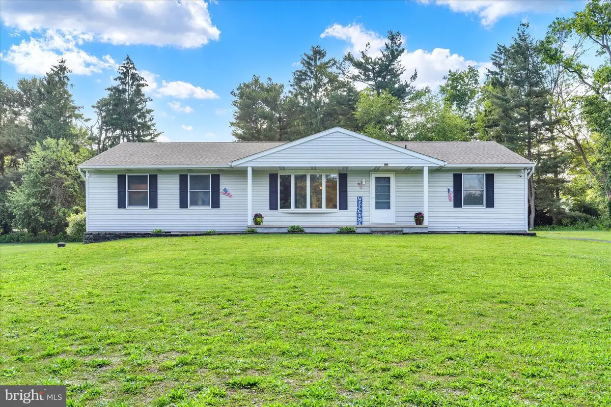 24 Keeney Sunset Dr, Shrewsbury, PA 17361 - #1
