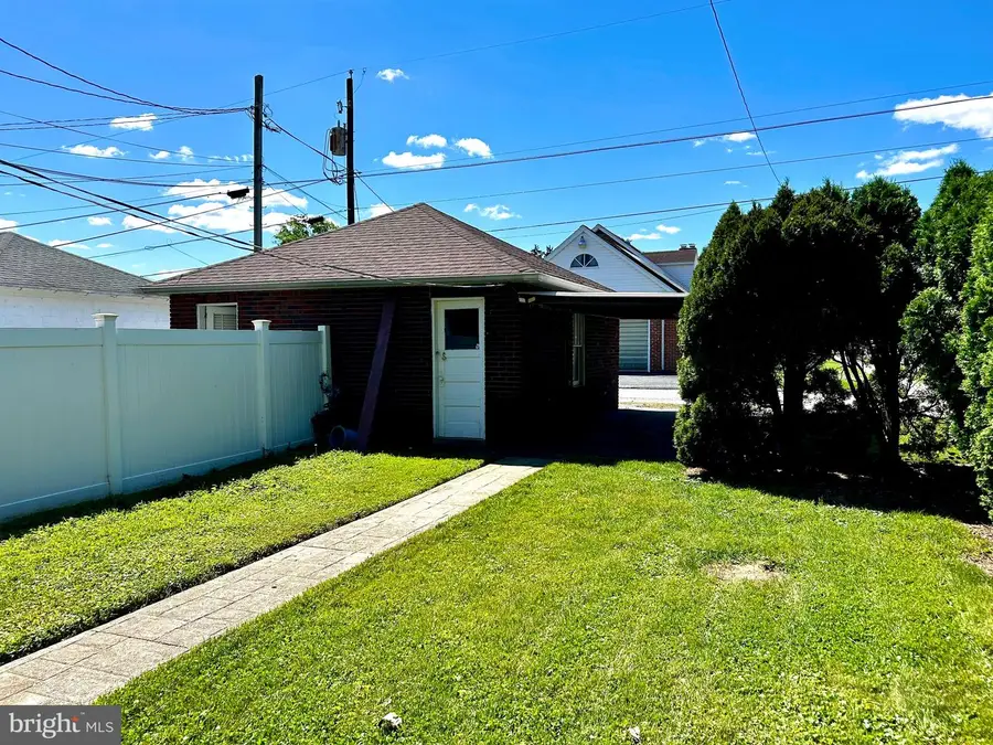 1600 3rd Ave, York, PA 17403 - #3