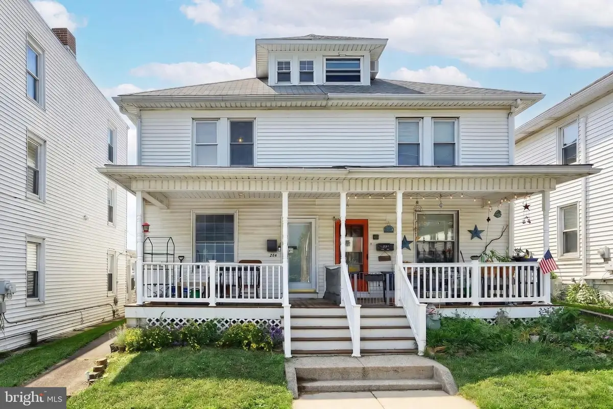 229 W High St, Red Lion, PA 17356 - #1