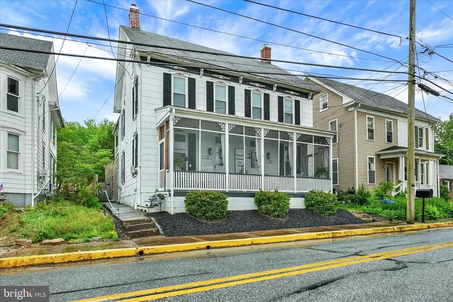 114 Church St, Seven Valleys, PA 17360 - #2