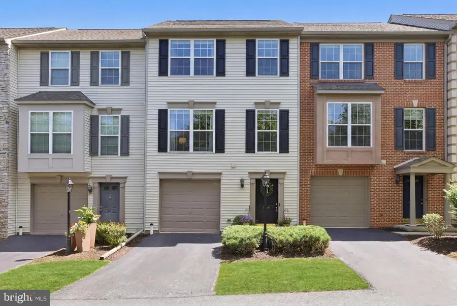 209 September Way, York, PA 17403 - #2